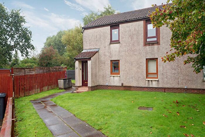 2 Bedroom Flat For Sale In Maxwood Place, Girdle Toll, Irvine, KA11