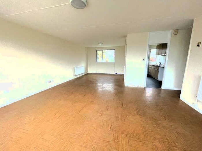 3 Bedroom Bungalow To Rent In Tait Drive, Bicester, Oxfordshire, OX25