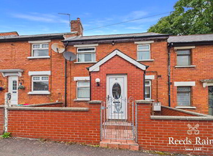2 Bedroom Mid Terraced House For Sale In Seaview Drive, Belfast, BT15
