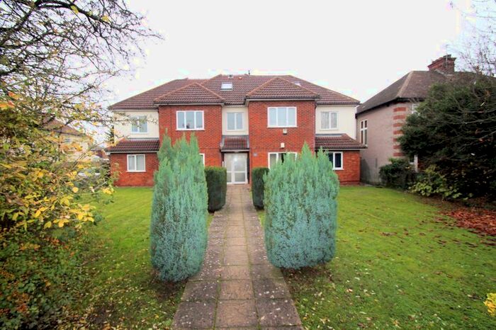 2 Bedroom Flat To Rent In Headstone Lane, Harrow HA2