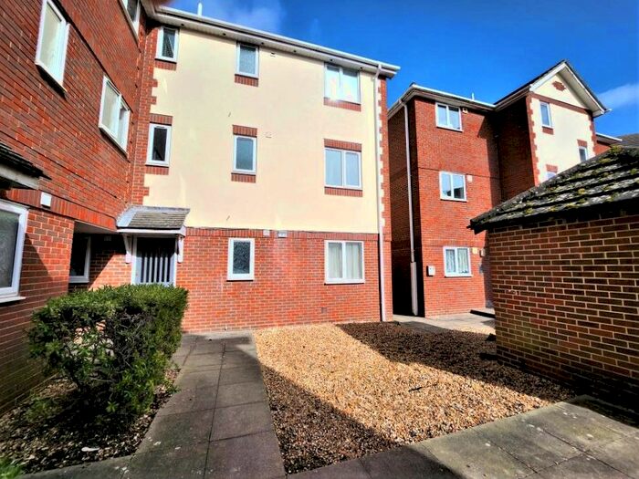 1 Bedroom Flat To Rent In Whiteacres Close, Gosport, PO12