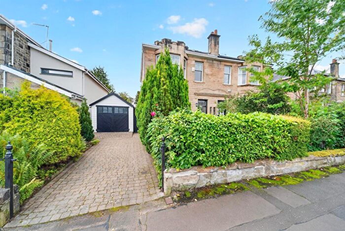 4 Bedroom Semi-Detached House For Sale In Highburgh Drive, Burnside, Glasgow, G73