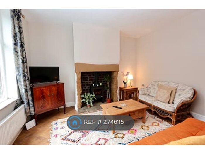 2 Bedroom Terraced House To Rent In Commercial Street, Todmorden, OL14