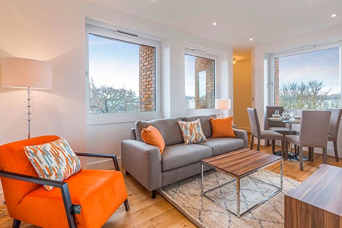 1 Bedroom Flat To Rent In Riverdale House, Lewisham, SE13