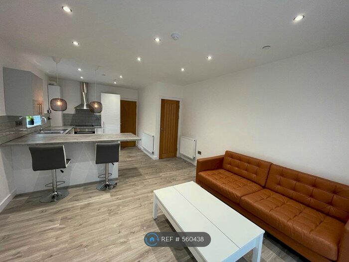 2 Bedroom Flat To Rent In Richmond Road, Cardiff, CF24