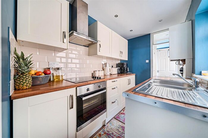 3 Bedroom Terraced House For Sale In Alver Road, Gosport, PO12