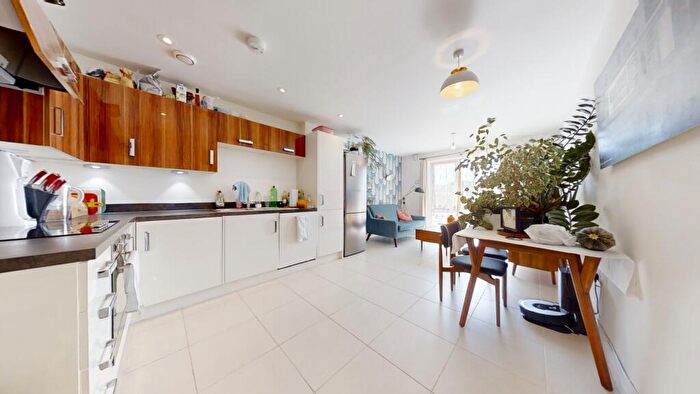 2 Bedroom Flat To Rent In Francis Street, Brighton, BN1