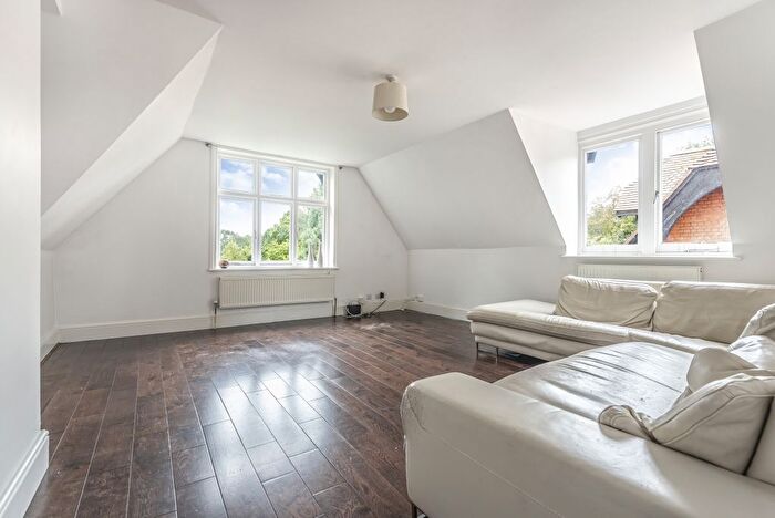 2 Bedroom Property To Rent In Crystal Palace Park Road, Upper Sydenham, London, SE26