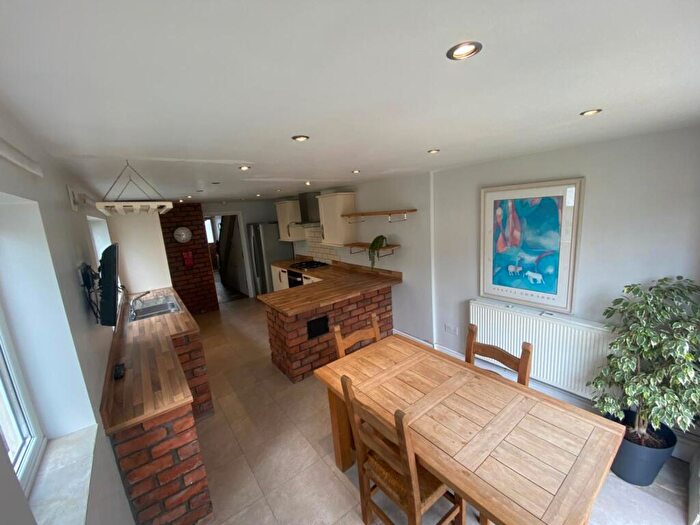 4 Bedroom Terraced House To Rent In Donald Street, Roath, CF24