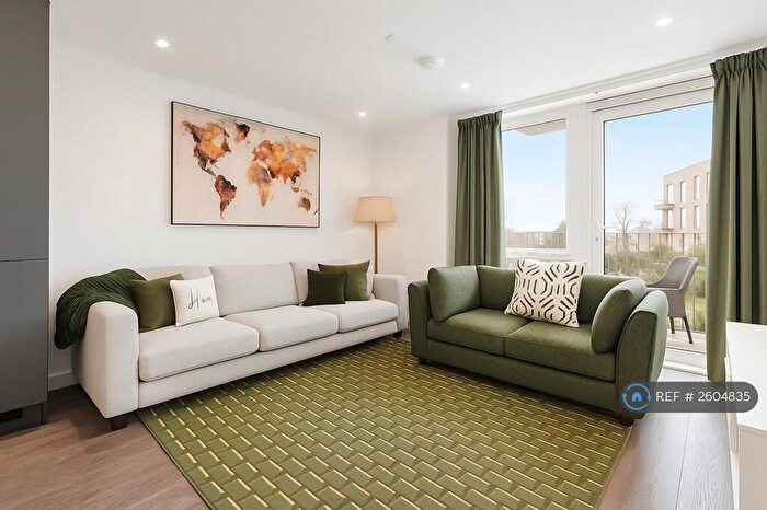 2 Bedroom Flat To Rent In Dodson House, London, NW7