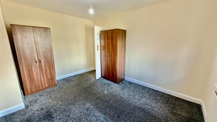 3 Bedroom House To Rent In Wilnecote Grove, Birmingham, B42