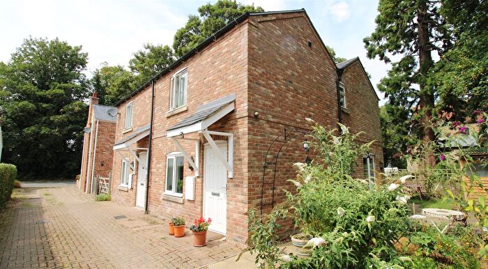 3 Bedroom Semi-Detached House For Sale In Church Lane, Tydd St. Giles, Wisbech, PE13
