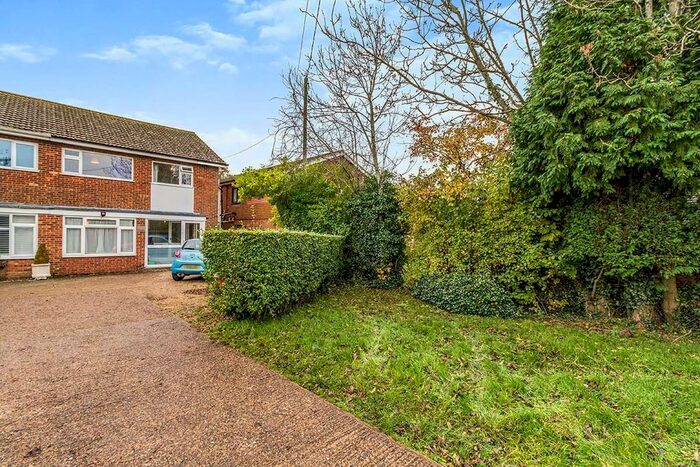 4 Bedroom Semi-Detached House To Rent In Whitstable Road, Blean, Canterbury CT2