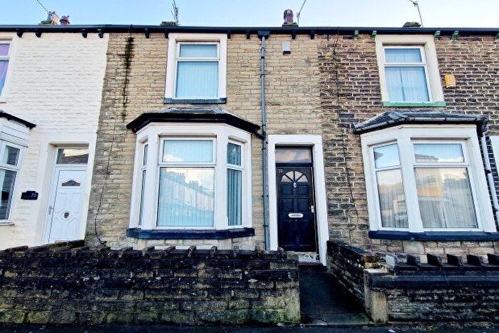 3 Bedroom Property To Rent In Lyndhurst Road, Burnley, BB10