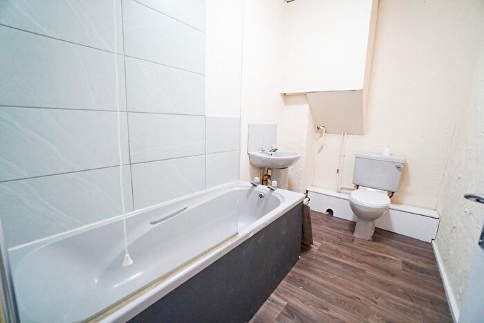 1 Bedroom Flat To Rent In Brook Street, Chester, Cheshire, CH1