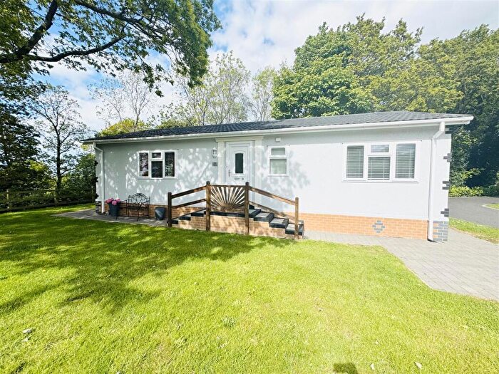 2 Bedroom Detached Bungalow For Sale In Bank End Lane, Clayton West, Huddersfield, HD8