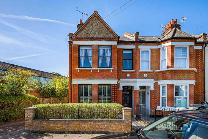4 Bedroom End Of Terrace House For Sale In Pentney Road, Hyde Farm, Balham, SW12