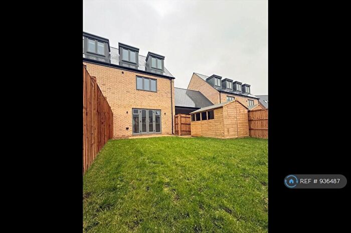 3 Bedroom Semi-Detached House To Rent In Pelham Road, St. Neots, PE19