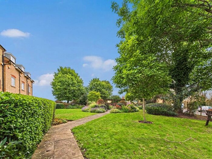 4 Bedroom Town House For Sale In Coneygeare Court, Eynesbury, St. Neots, PE19