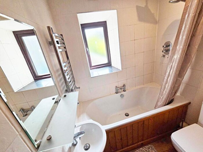 2 Bedroom End Of Terrace House For Sale In Lower Bentham, Lancaster, LA2
