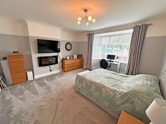 2 Bedroom Flat For Sale In Coast Road, North Shields, North Tyneside, NE29