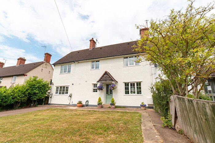 4 Bedroom Semi-Detached House For Sale In Church Row, Gretton, Cheltenham, GL54