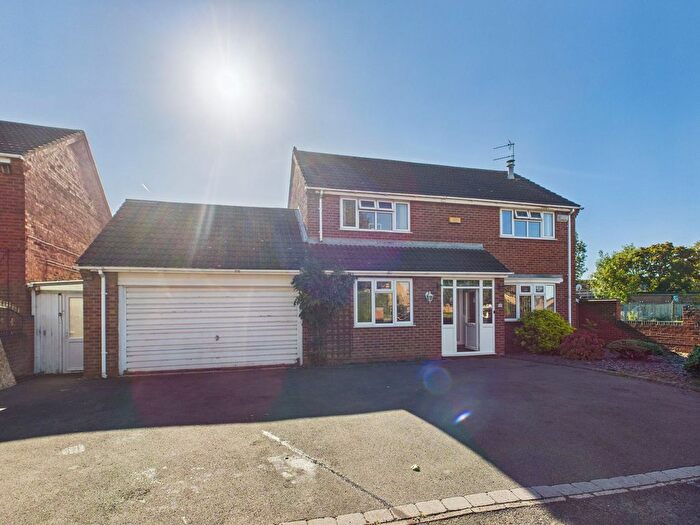 4 Bedroom Detached House For Sale In Medina Close, Alvaston, DE24