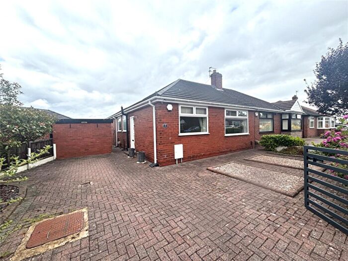2 Bedroom Bungalow To Rent In Trent Avenue, Chadderton, Oldham, Greater Manchester, OL9