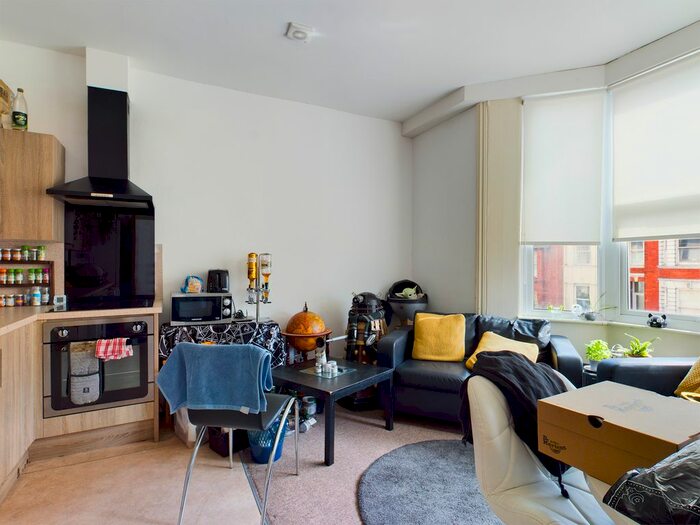 5 Bedroom Maisonette To Rent In Old Shoreham Road, Brighton, BN1