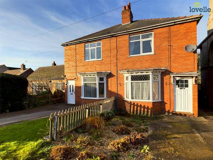 2 Bedroom House For Sale In Station Road, Bardney, Lincoln, LN3