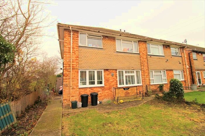 2 Bedroom Flat To Rent In Shortlands, Harlington, Middx, UB3