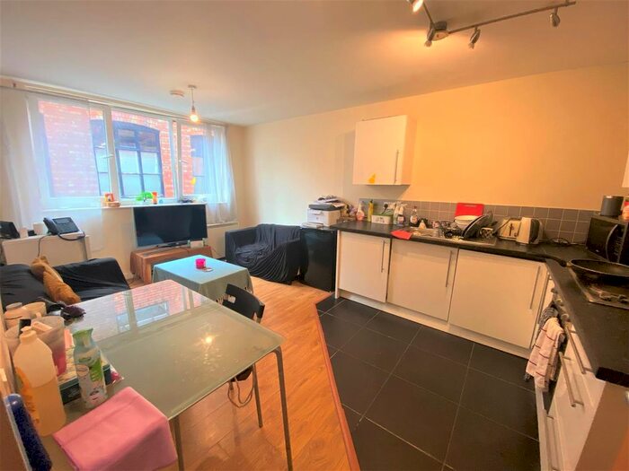 2 Bedroom Flat To Rent In Osborne House, Friar Lane, Leicester, LE1