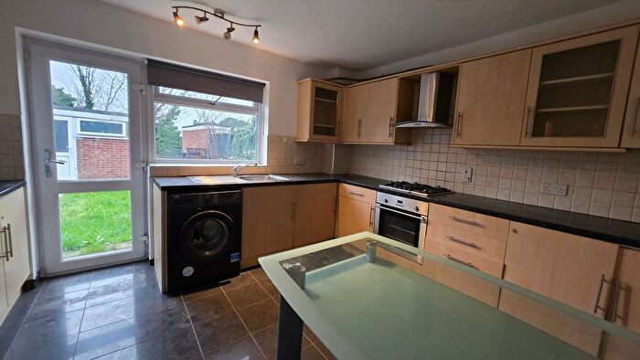 3 Bedroom Property To Rent In Lower Higham Road, Gravesend, DA12