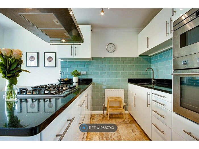 1 Bedroom Flat To Rent In Amsterdam Road, London, E14