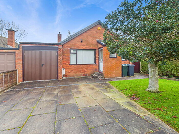 4 Bedroom Detached Bungalow For Sale In Grimshaw Lane, Ormskirk, L39