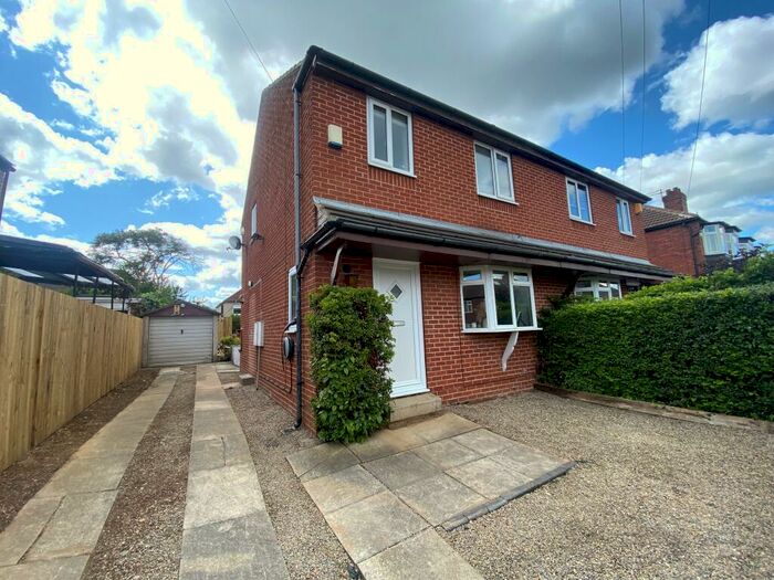 3 Bedroom House To Rent In Eden Crescent, Leeds, LS4