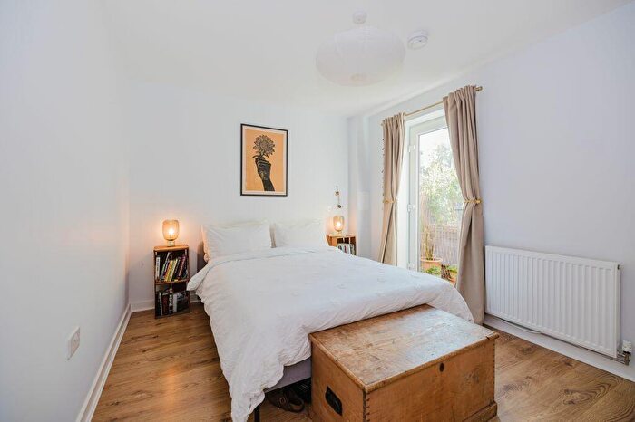 1 Bedroom Flat For Sale In Pillans Walk, Ropemaker Street, Edinburgh, EH6