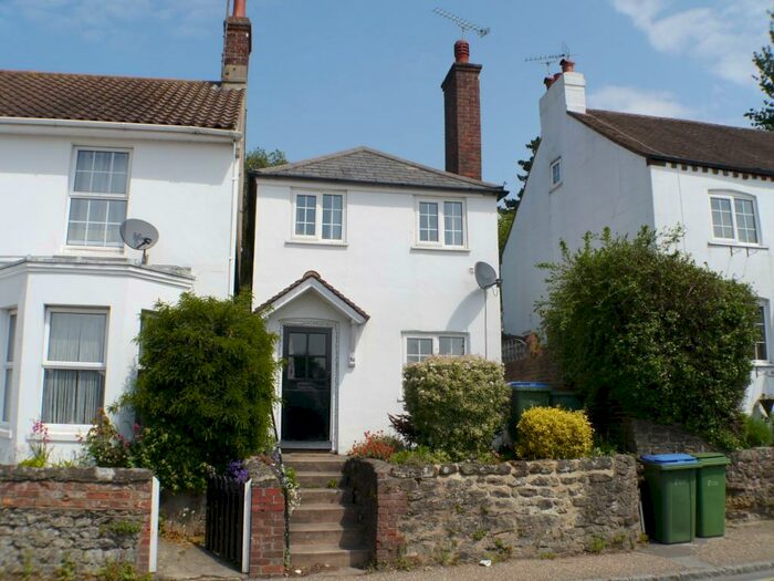 1 Bedroom Detached House To Rent In Lower Street, Pulborough, RH20