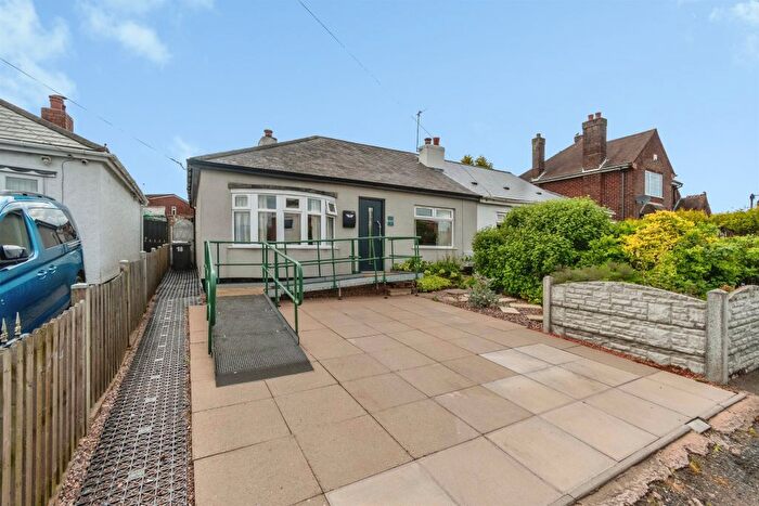 2 Bedroom Semi Detached Bungalow For Sale In Edinburgh Road, Bilston, WV14