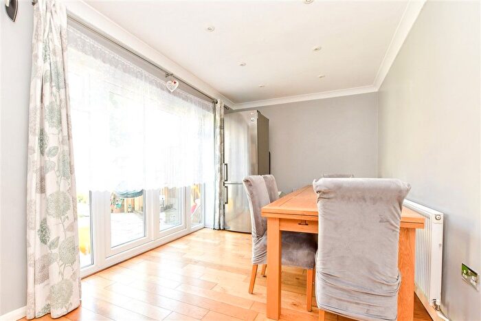 3 Bedroom Terraced House For Sale In Sandcross Lane, Reigate, Surrey, RH2