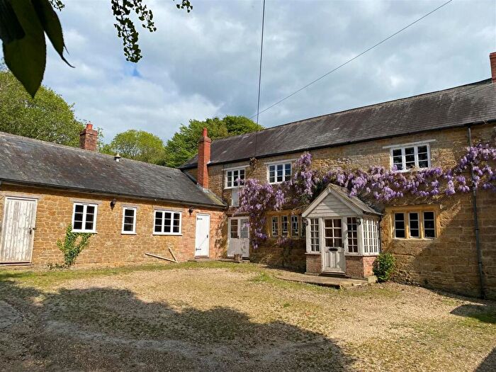 5 Bedroom Detached House For Sale In Powerstock, Bridport, DT6