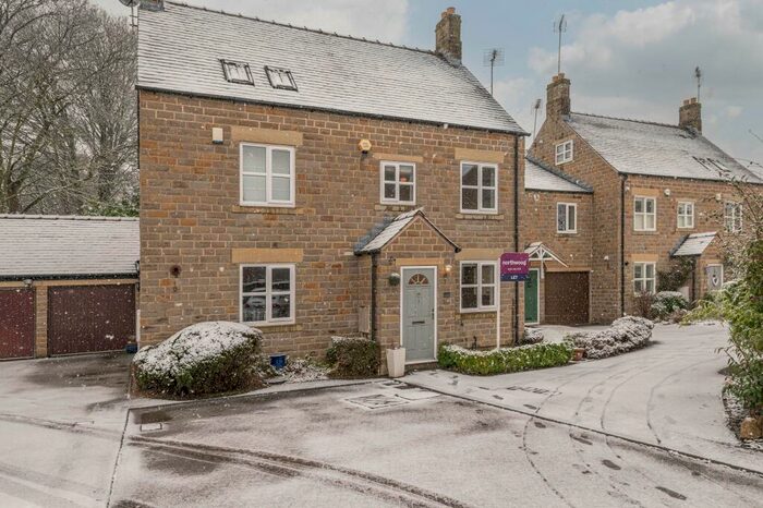 4 Bedroom Semi-Detached House To Rent In Kirkby Garth, Thorner, Leeds, LS14