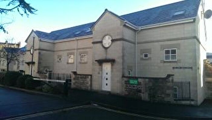 2 Bedroom Flat To Rent In Walcot Gate, Bath, BA1