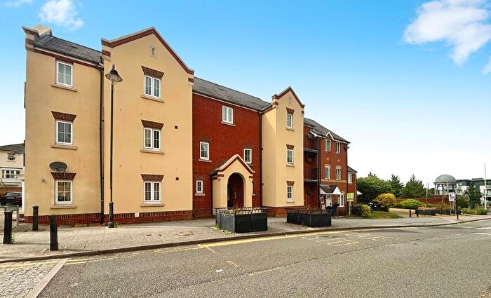 2 Bedroom Flat For Sale In Romney Point, Repton Park, TN23