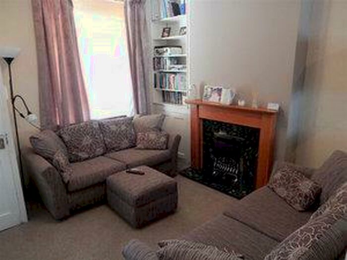 3 Bedroom Private Hall To Rent In Prospect Street, Lancaster, LA1