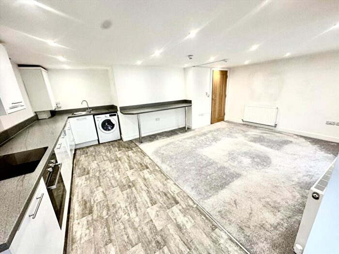 2 Bedroom Flat To Rent In Watery Lane, Darwen, Lancashire, BB3