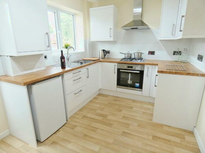 3 Bedroom Semi-Detached House To Rent In St Margarets Close, Ingol, PR2