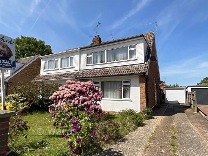 3 Bedroom Semi Detached House For Sale In Lynton Drive, Lords Wood, Chatham, Kent, ME5