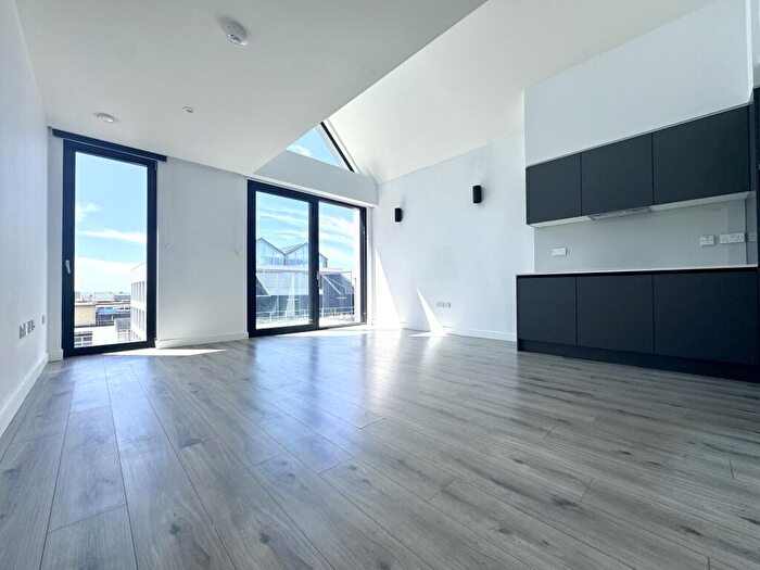 2 Bedroom Apartment To Rent In Circus Street, Brighton, BN2