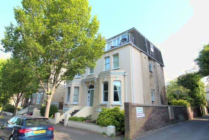 1 Bedroom Flat To Rent In Cromwell Road, BN3